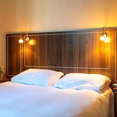 Studio 4 Personnes Avec Piscine Et Sauna - Residence Chateau Des Magnans - Jausiers - Fr-1-165B-45 Екстериор снимка